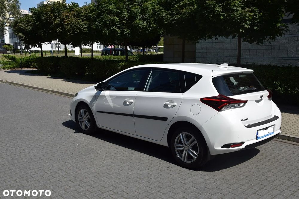 Toyota Auris 1.33 VVT-i Sprint - 9