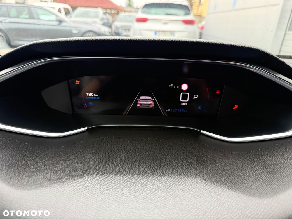 Peugeot 308 1.5 BlueHDi Active S&S EAT8 - 19