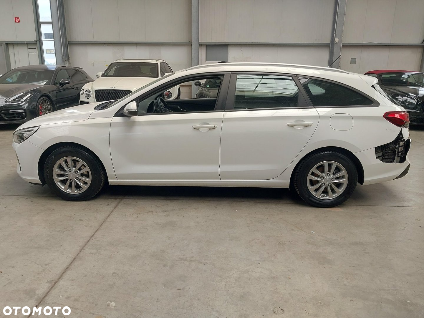 Hyundai i30 - 19