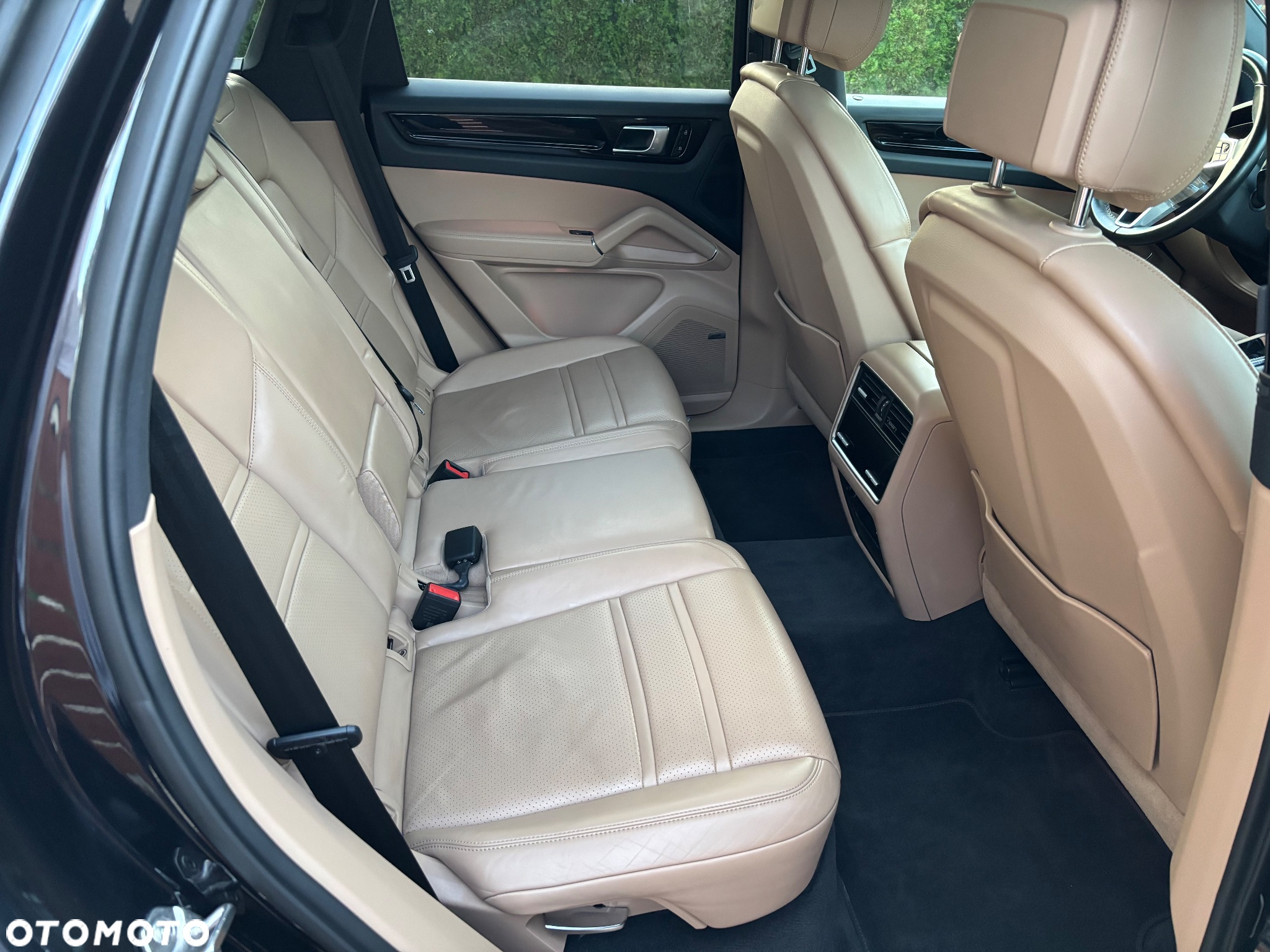 Porsche Cayenne Tiptronic S Platinum Edition - 17