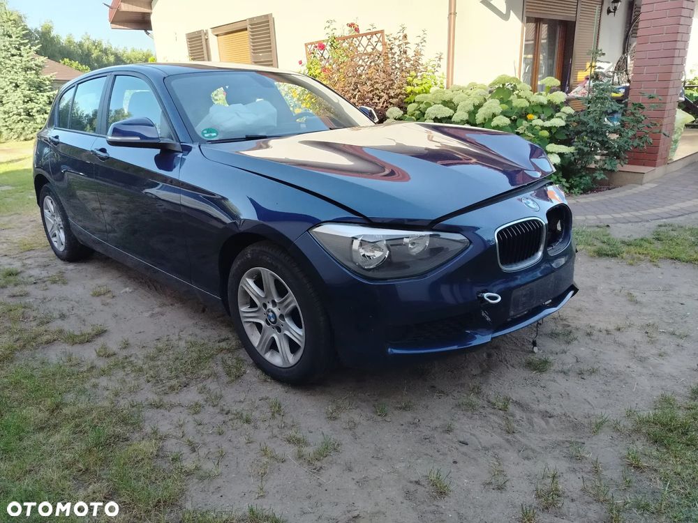 BMW Seria 1 116i - 3