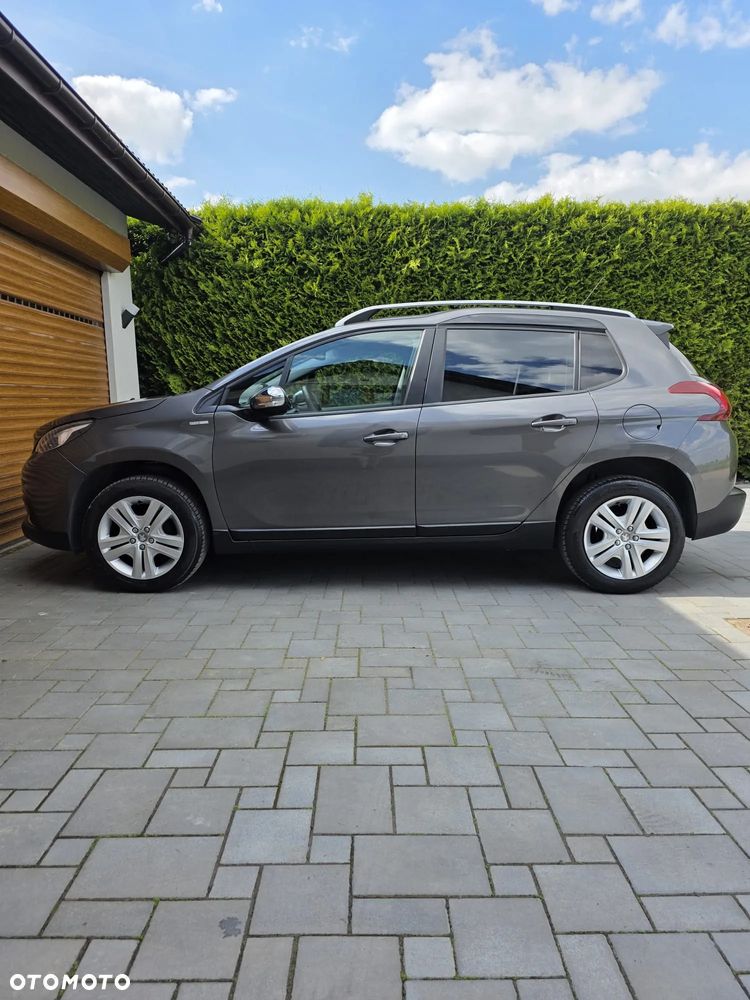 Peugeot 2008 1.2 Pure Tech Style EU6 - 4