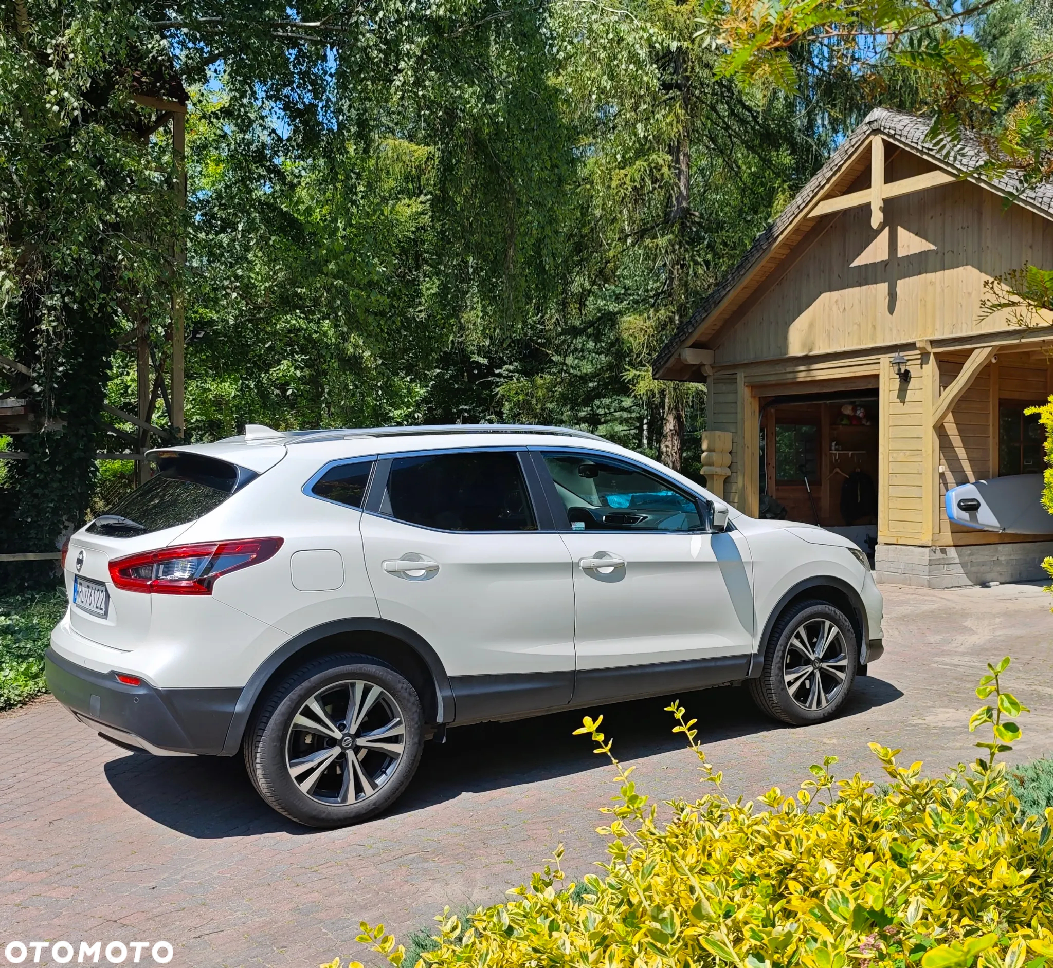 Nissan Qashqai 1.6 DIG-T N-Connecta - 2
