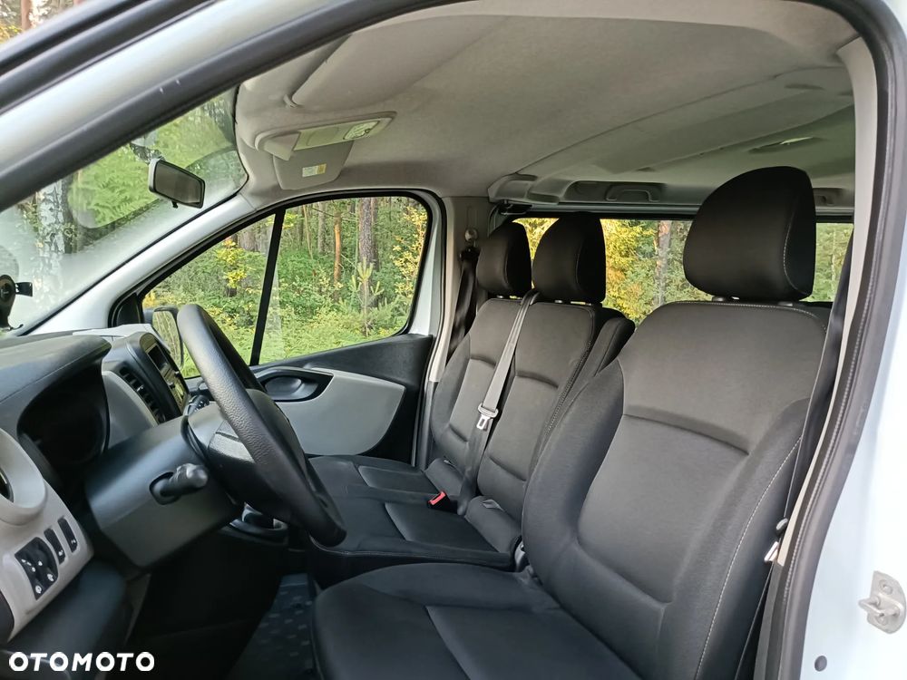 Renault Trafic - 16