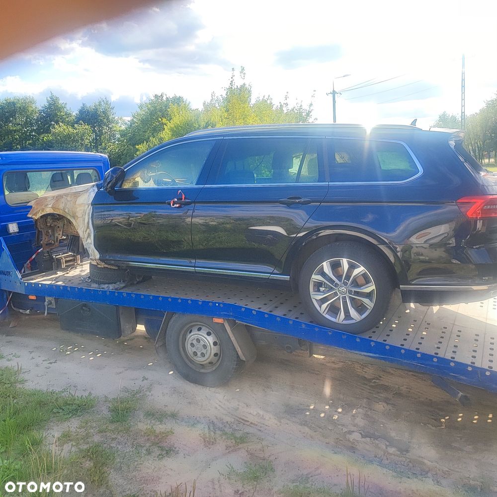 Volkswagen Passat 2.0 TDI SCR (BlueMotion Tech) 4Motion D Highline - 5
