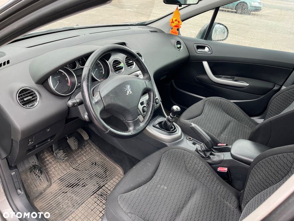 Peugeot 308 1.6 Premium - 5