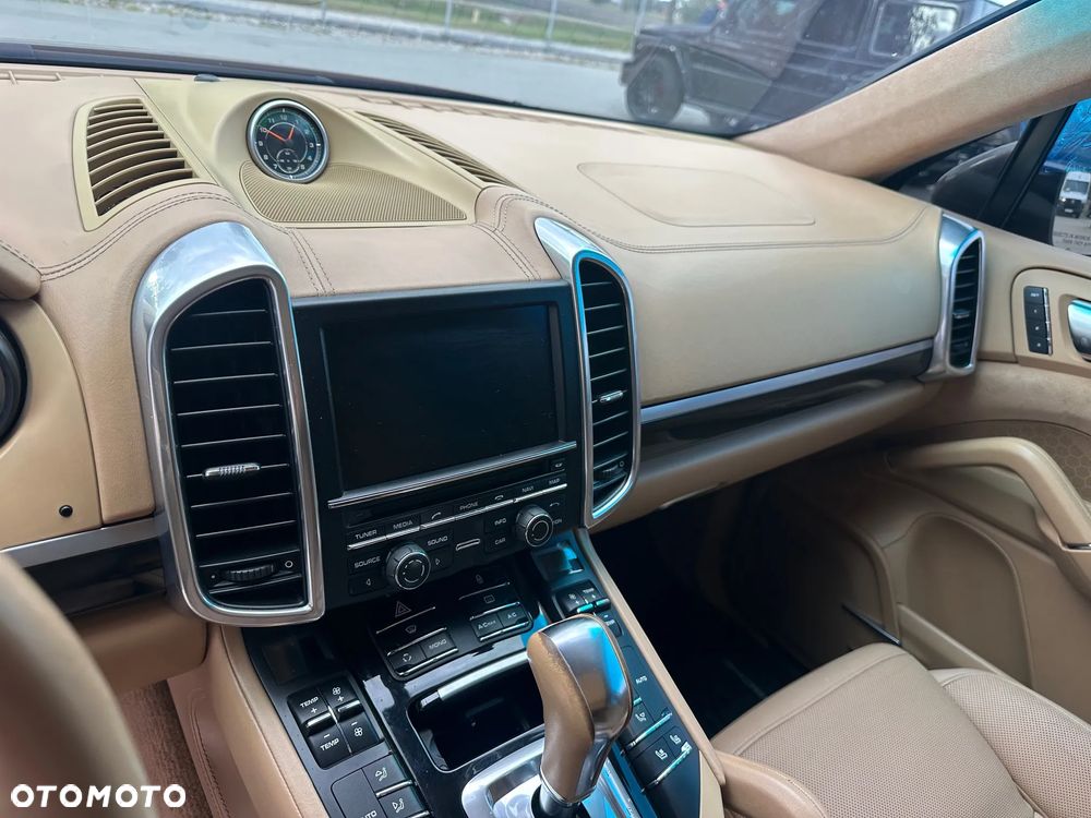 Porsche Cayenne GTS Tiptronic S - 16
