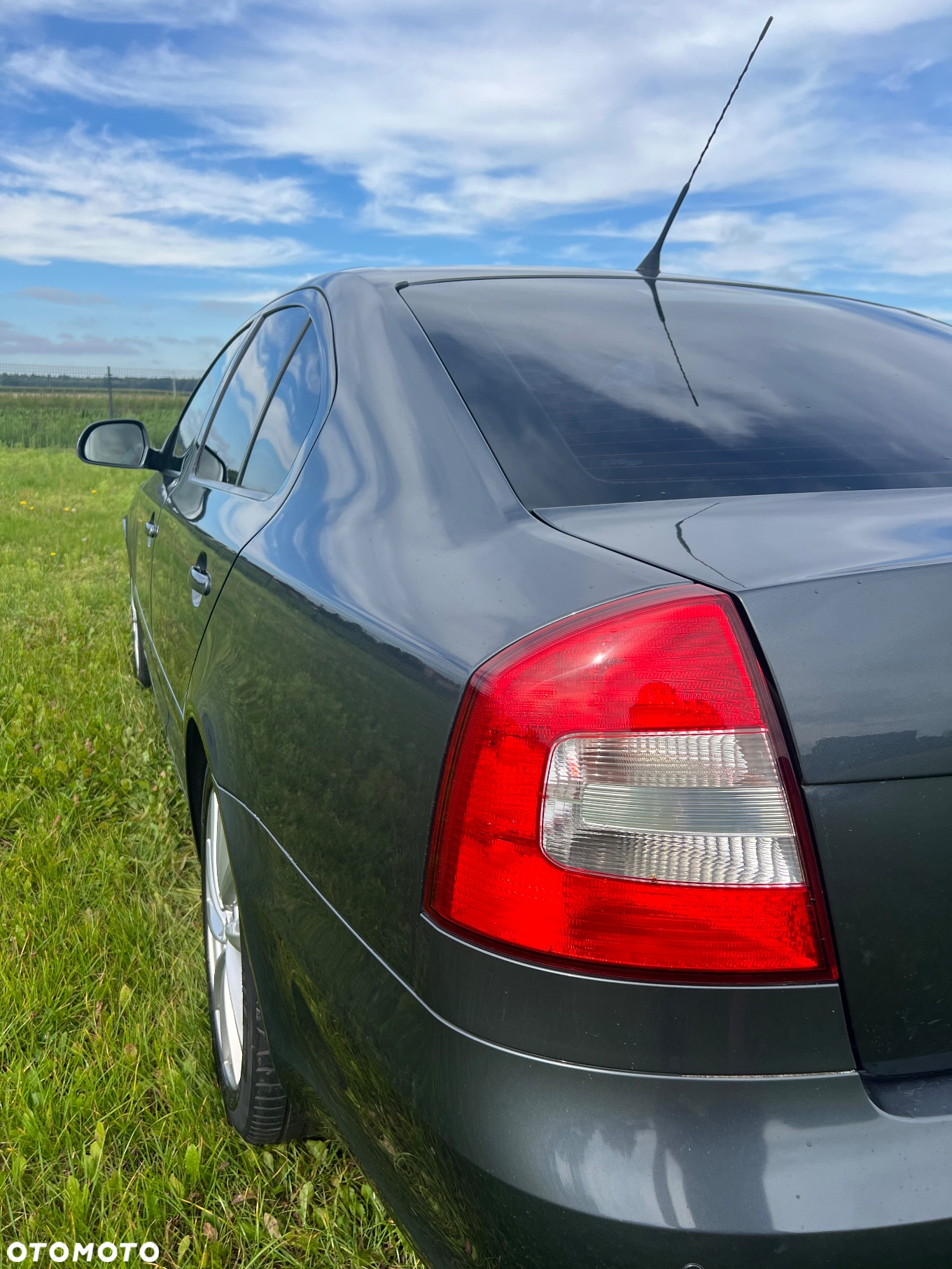 Skoda Octavia 1.8 T FSI L&K - 11