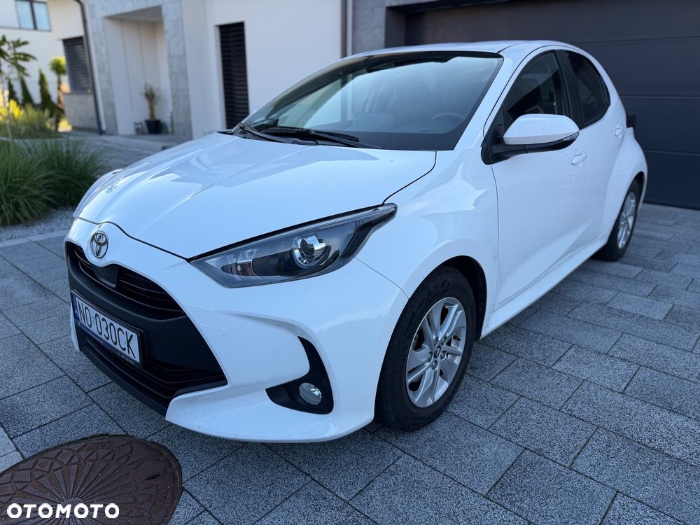 Toyota Yaris - 1