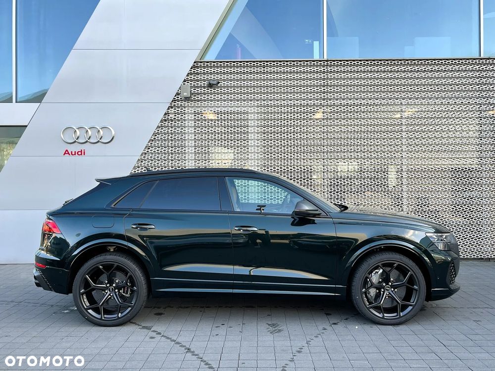 Audi RS Q8 - 11