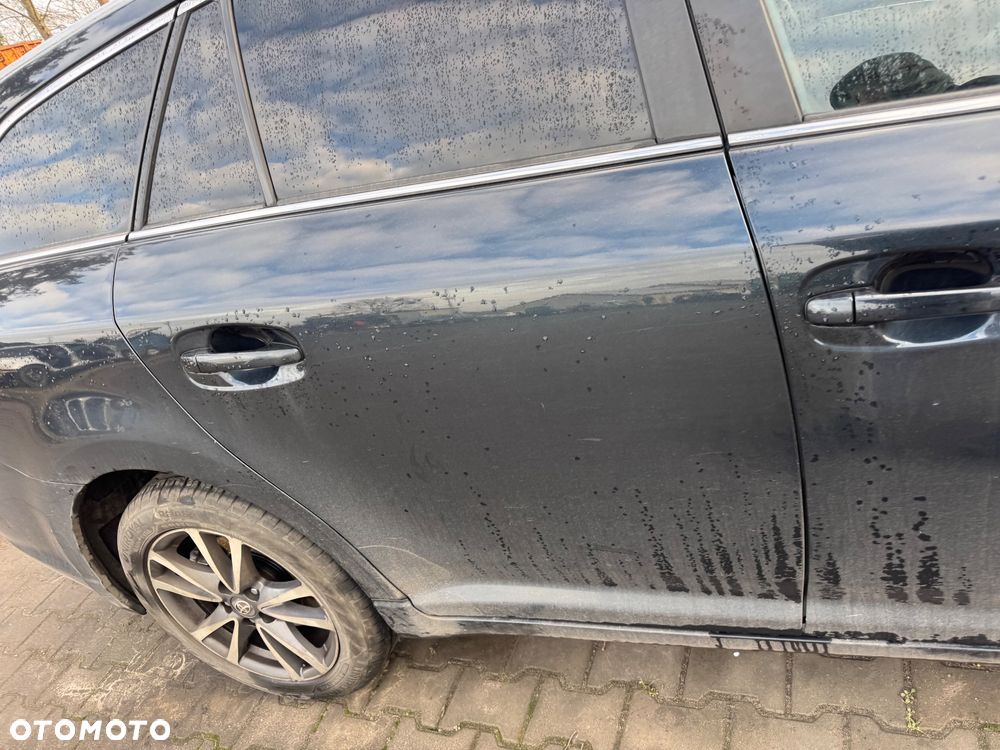 Toyota avensis t27  lift  1h2 Tr1h2 fa21 a/tm-05a k111 w927 wszystkie części maska pas przedni zderzak przód przedni lampa bi xenon prawy lewy avenisa t27 błotnik prawy lewy chłodnice silnik 2.0 benzyna konsola skrzynia automatyczna drzwi prawe lewe przednie tylnie klapa bagażnika zderzak ty tylni lampa tył prawa lewa sanki konsola pasy - 3