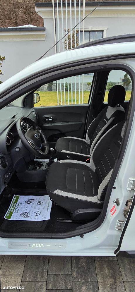 Dacia Lodgy TCe 115 Stepway - 8