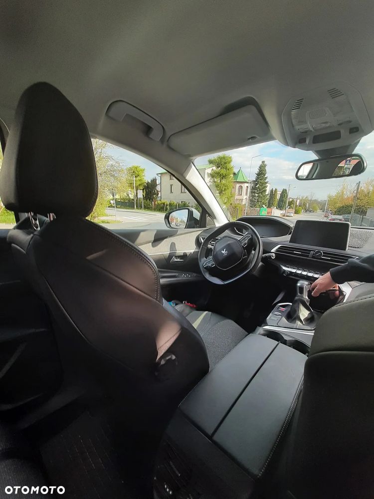 Peugeot 3008 1.2 PureTech Allure S&S - 3