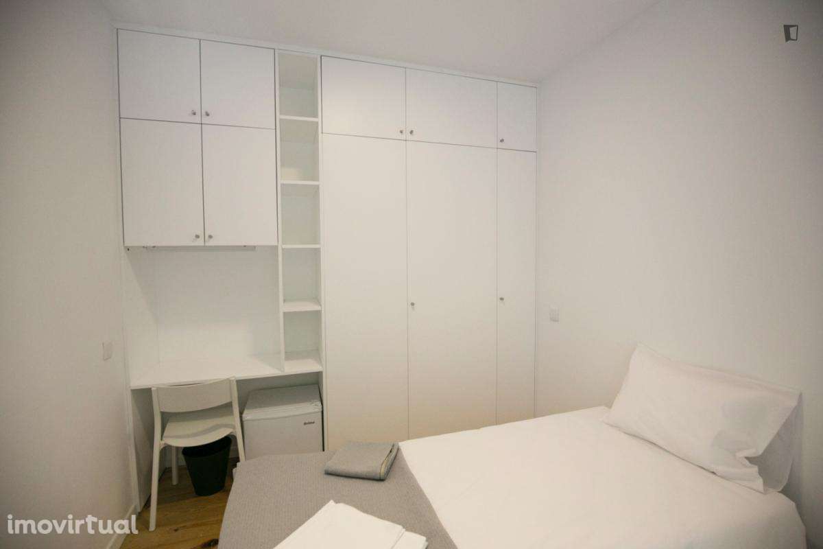 Quarto - localizado em Carcavelos Lisbon - Grande imagem: 2/51