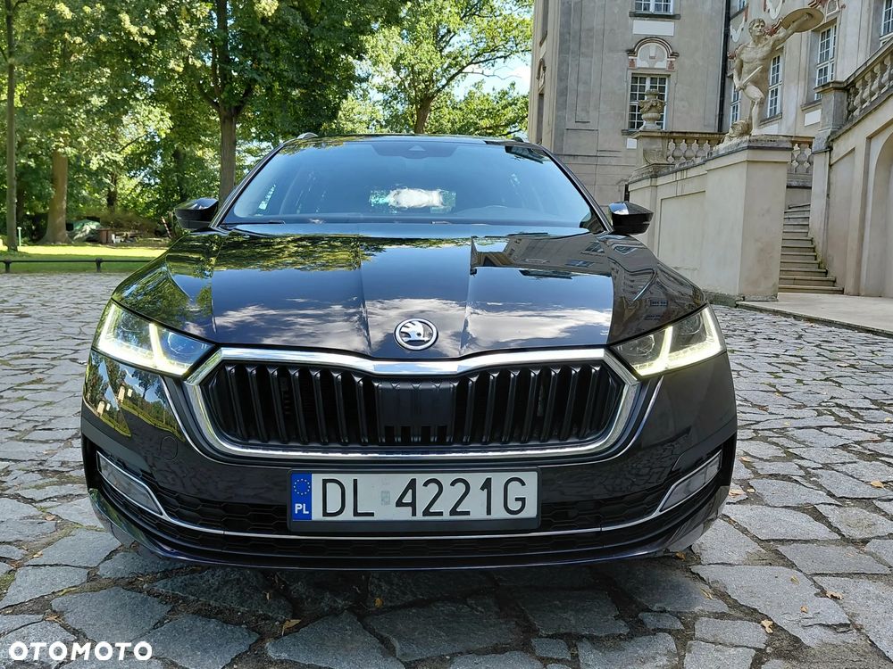 Skoda Octavia 2.0 TSI 4x4 Style DSG - 24