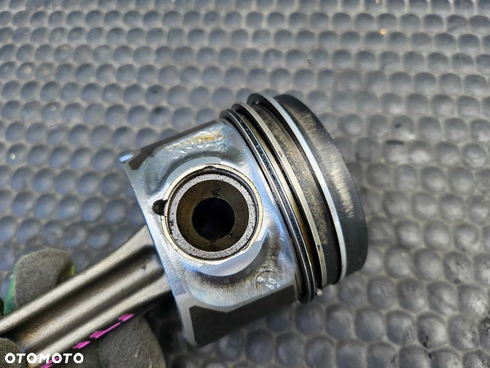 Tłok Tłoki 059AB BHS Korbowód Korba Panewki 2.7 TDI V6 Audi A6 C6 - 36