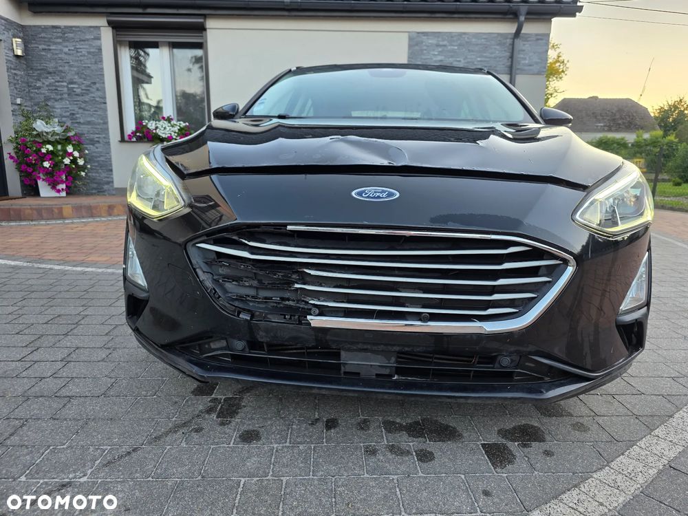 Ford Focus 1.0 EcoBoost Hybrid ACTIVE - 17