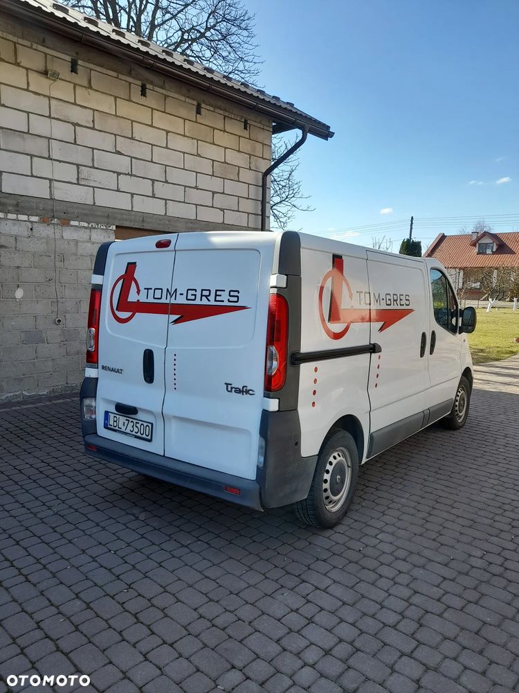 Renault TRAFIC - 6