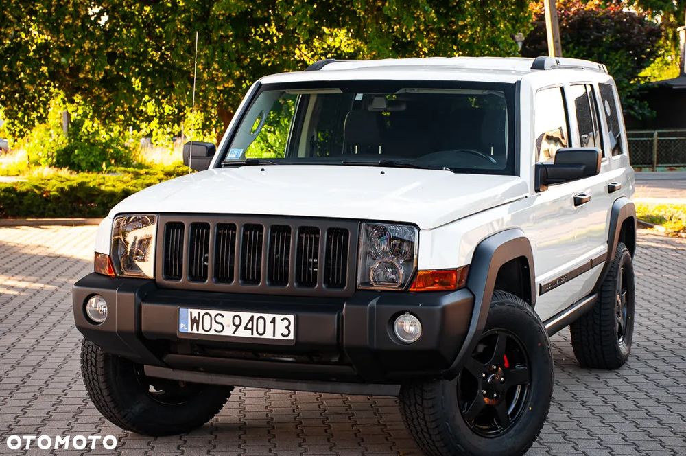 Jeep Commander - 21