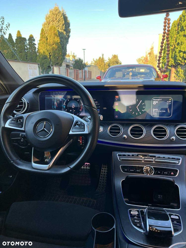 Mercedes-Benz Klasa E 220 d 4-Matic 9G-TRONIC - 10