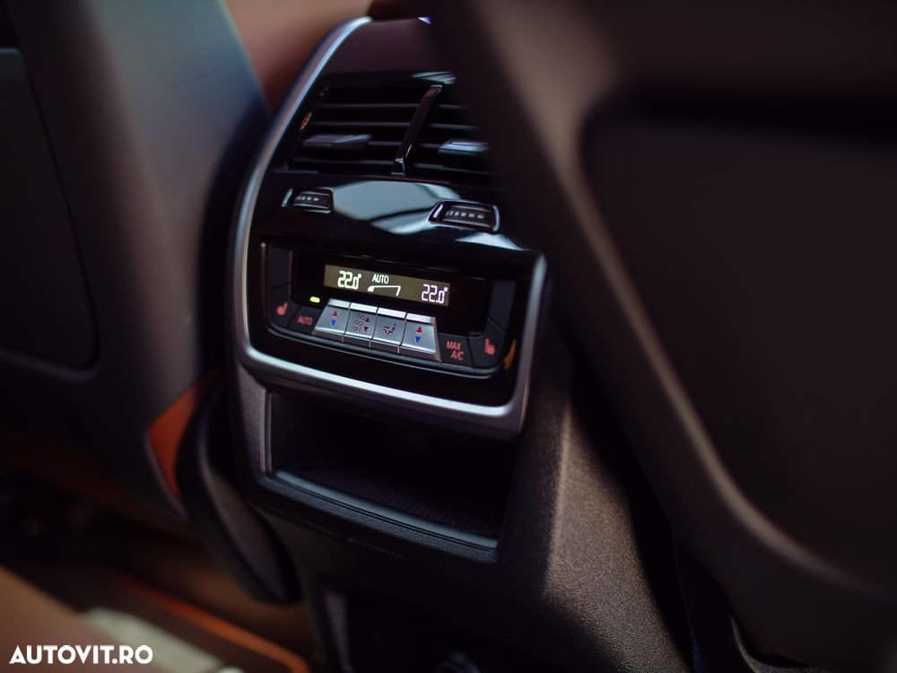 BMW X6 xDrive40d AT MHEV - 25
