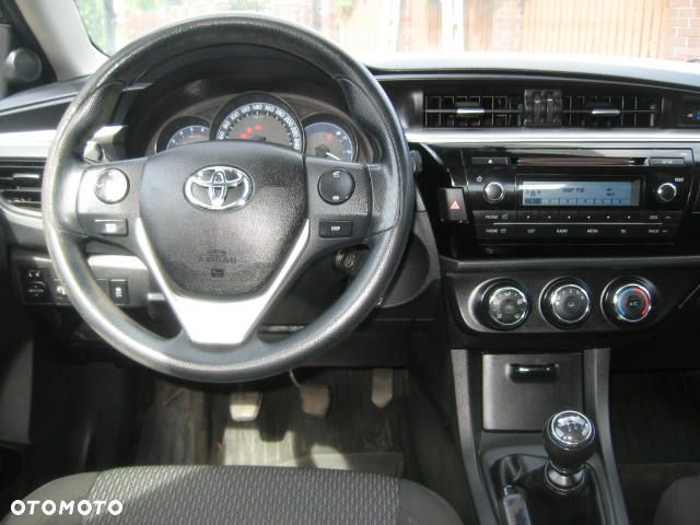 Toyota Corolla 1.4 D-4D Active EU6 - 15