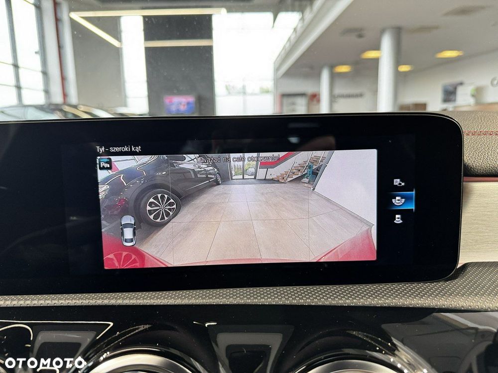 Mercedes-Benz CLA - 22