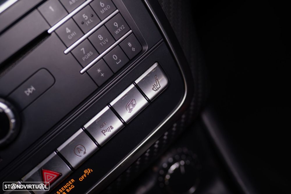 Mercedes-Benz A 45 AMG 4Matic Speedshift 7G-DCT - 30