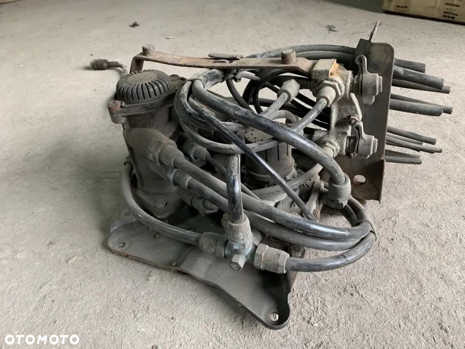 Zawór modulator EBS Scania R Knorr Bremse K000089 demontaż - 2