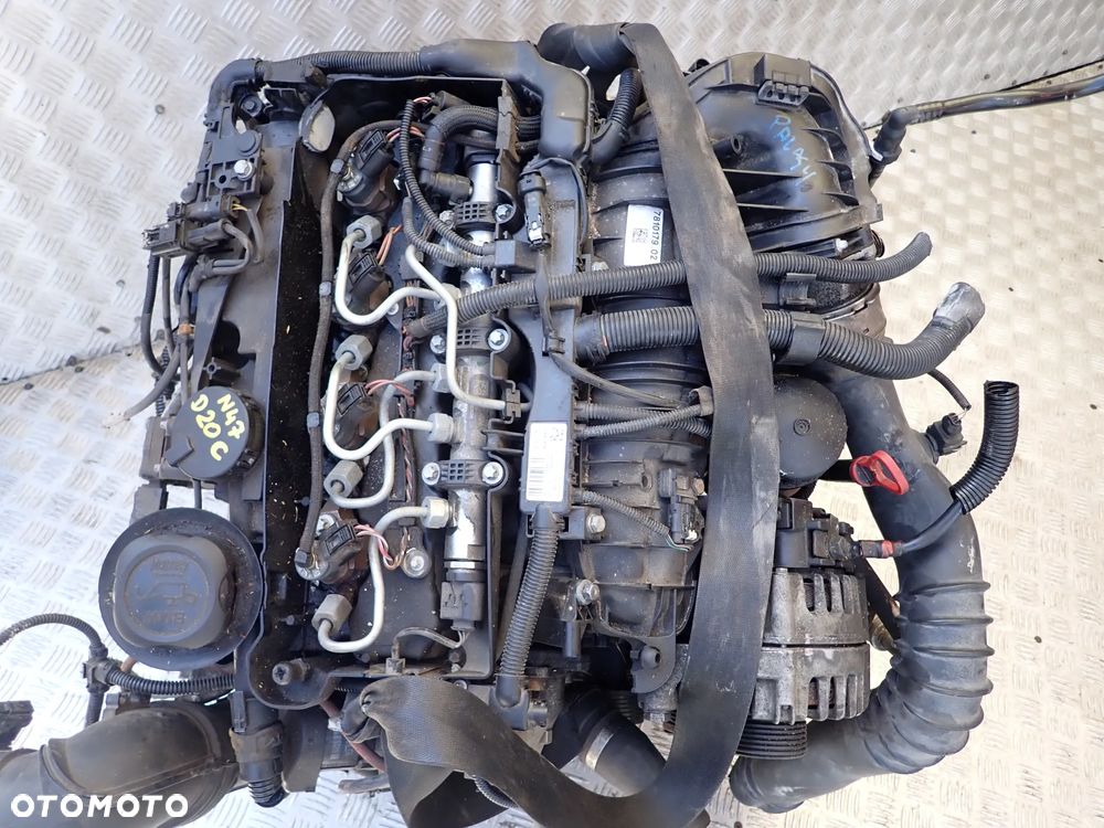 SILNIK BMW N47  D20C - 3