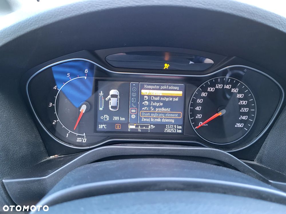 Ford S-Max 2.0 TDCi DPF Titanium - 12
