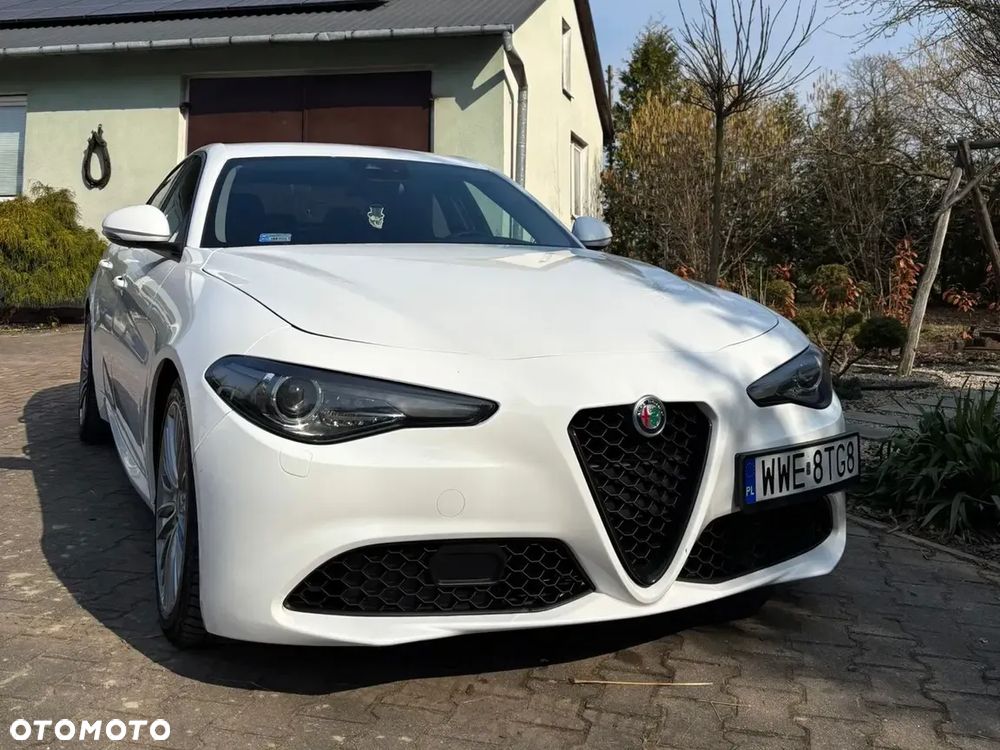 Alfa Romeo Giulia 2.2 AT8 Super - 3