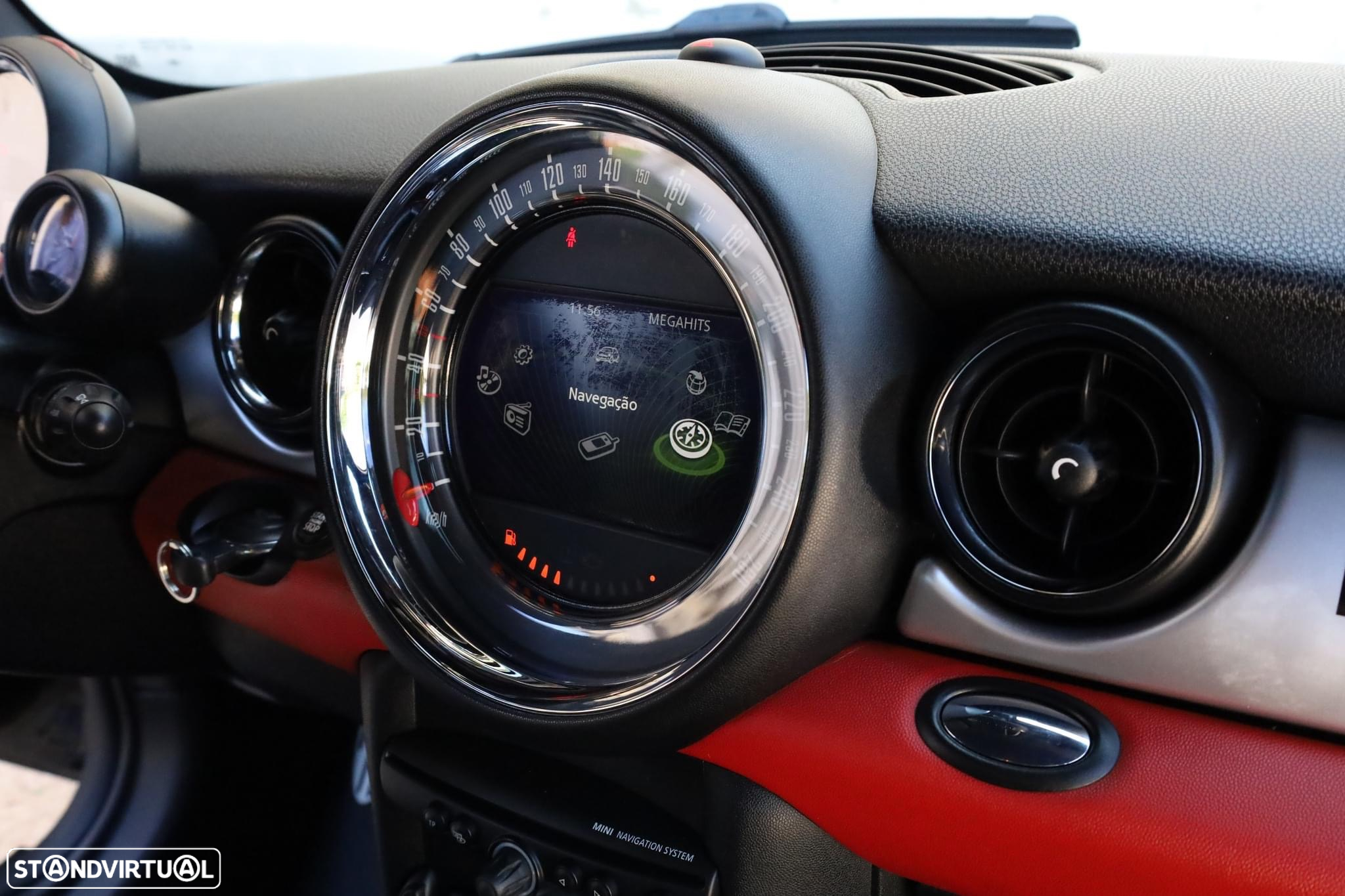 MINI John Cooper Works - 53