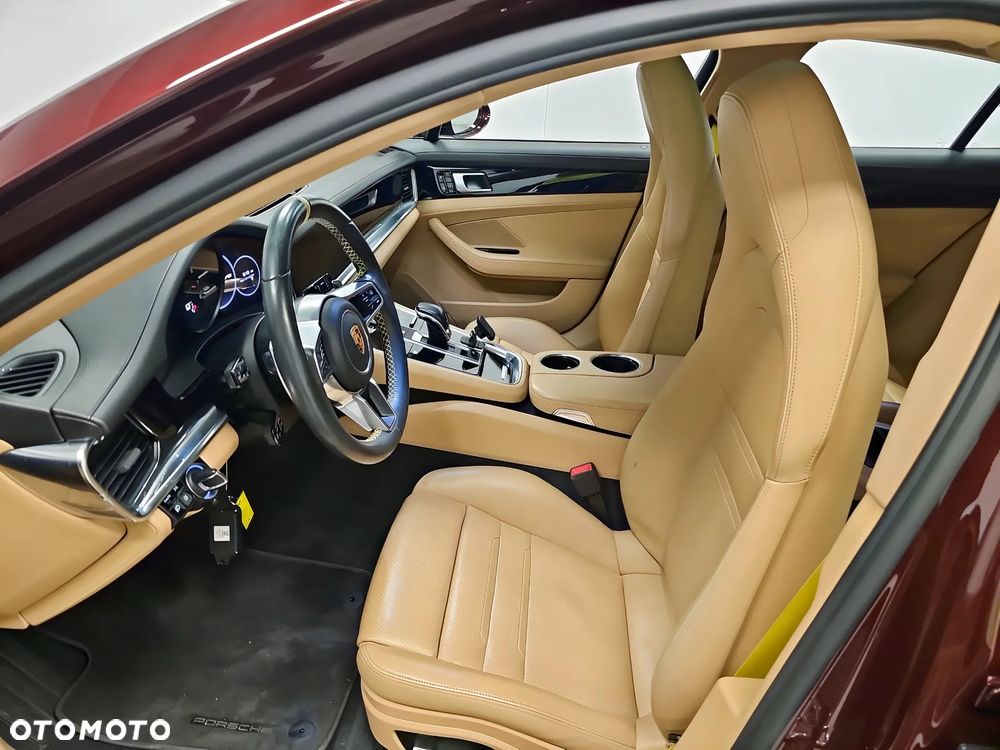 Porsche Panamera Standard - 7