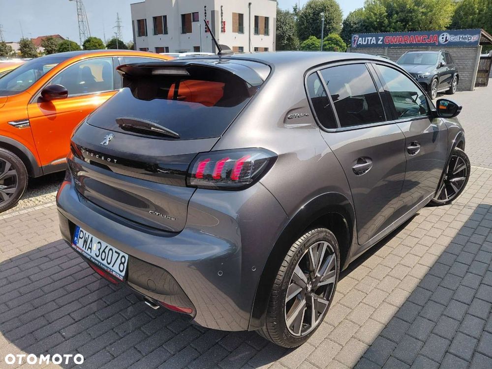 Peugeot 208 - 9