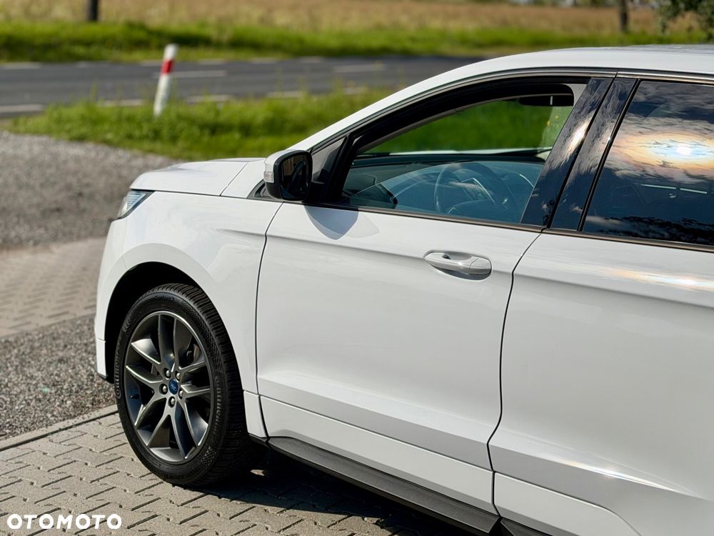 Ford Edge 2.0 TDCi Bi-Turbo 4x4 Sport - 38