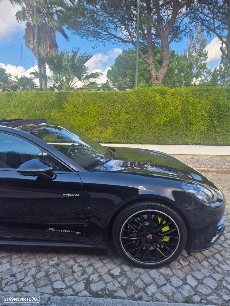 Porsche Panamera 4 E-Hybrid 10 Years Edition - 15