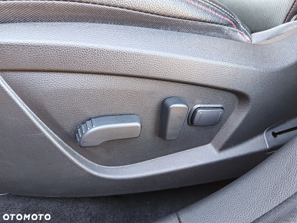 Renault Arkana 1.3 TCe mHEV R.S Line EDC - 21