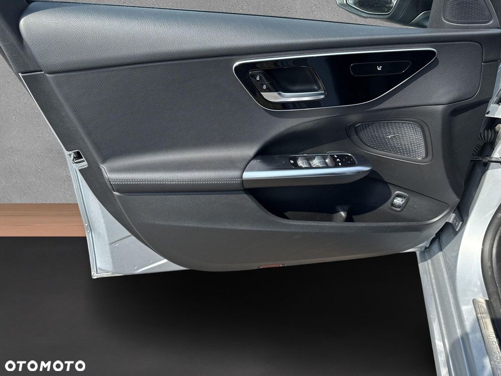 Mercedes-Benz Klasa C 220 d mHEV Avantgarde - 17