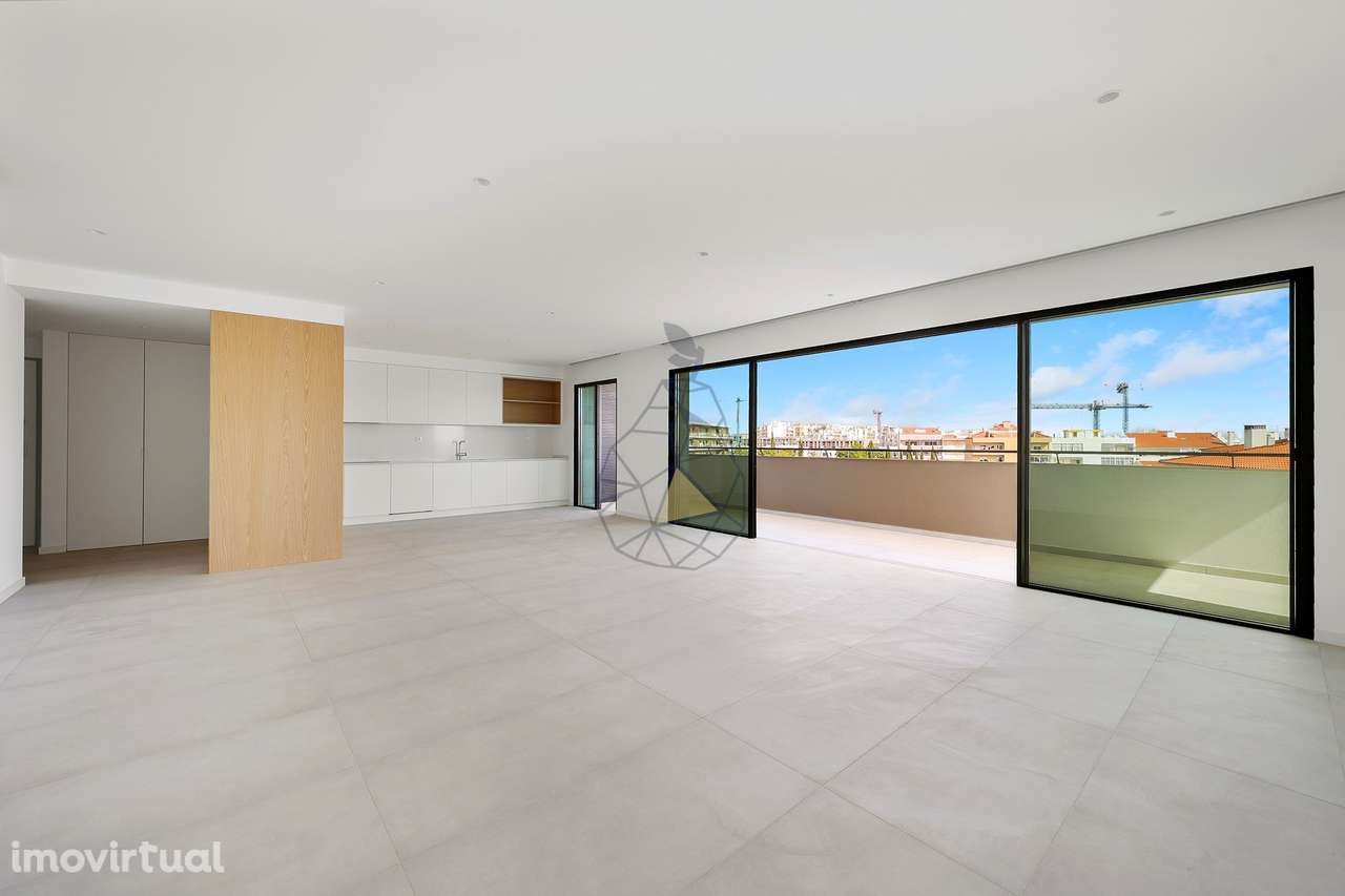 Apartamento T3 de Luxo à Venda em Portimão – Último Andar com Varandas - Grande imagem: 4/60