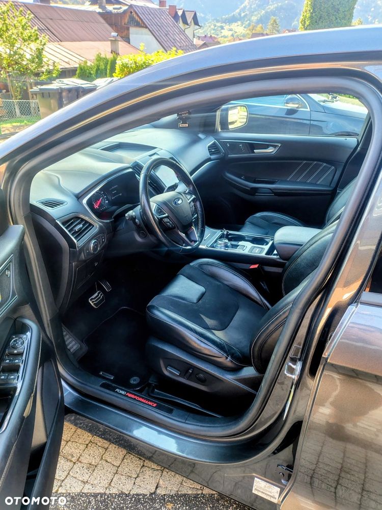 Ford Edge - 5