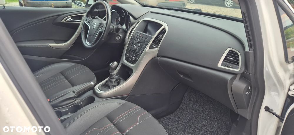 Opel Astra - 9