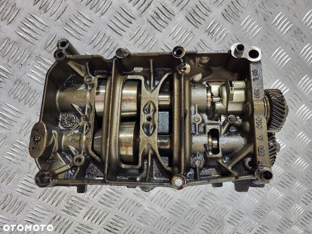 Vw Amarok 2.0 BiTDI Pompa Oleju Wałki - 6