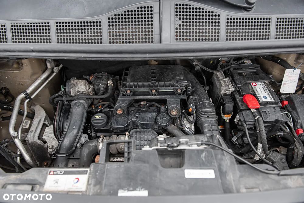 Peugeot Expert Kombi Long 2,8t - 29