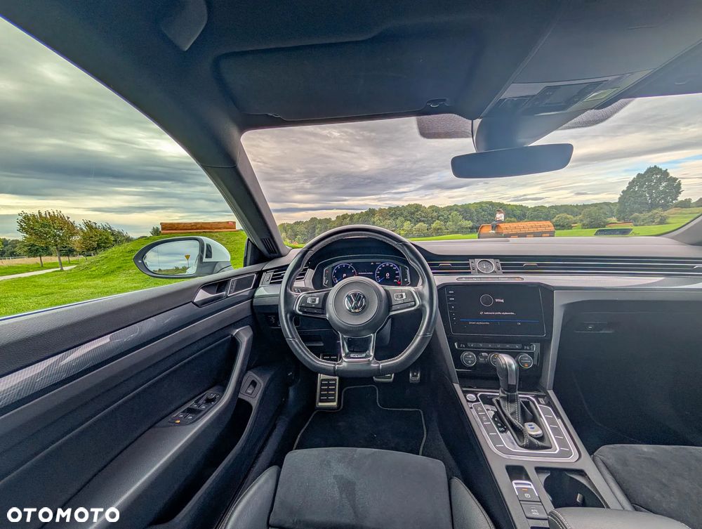Volkswagen Arteon 2.0 TSI R-Line DSG - 19