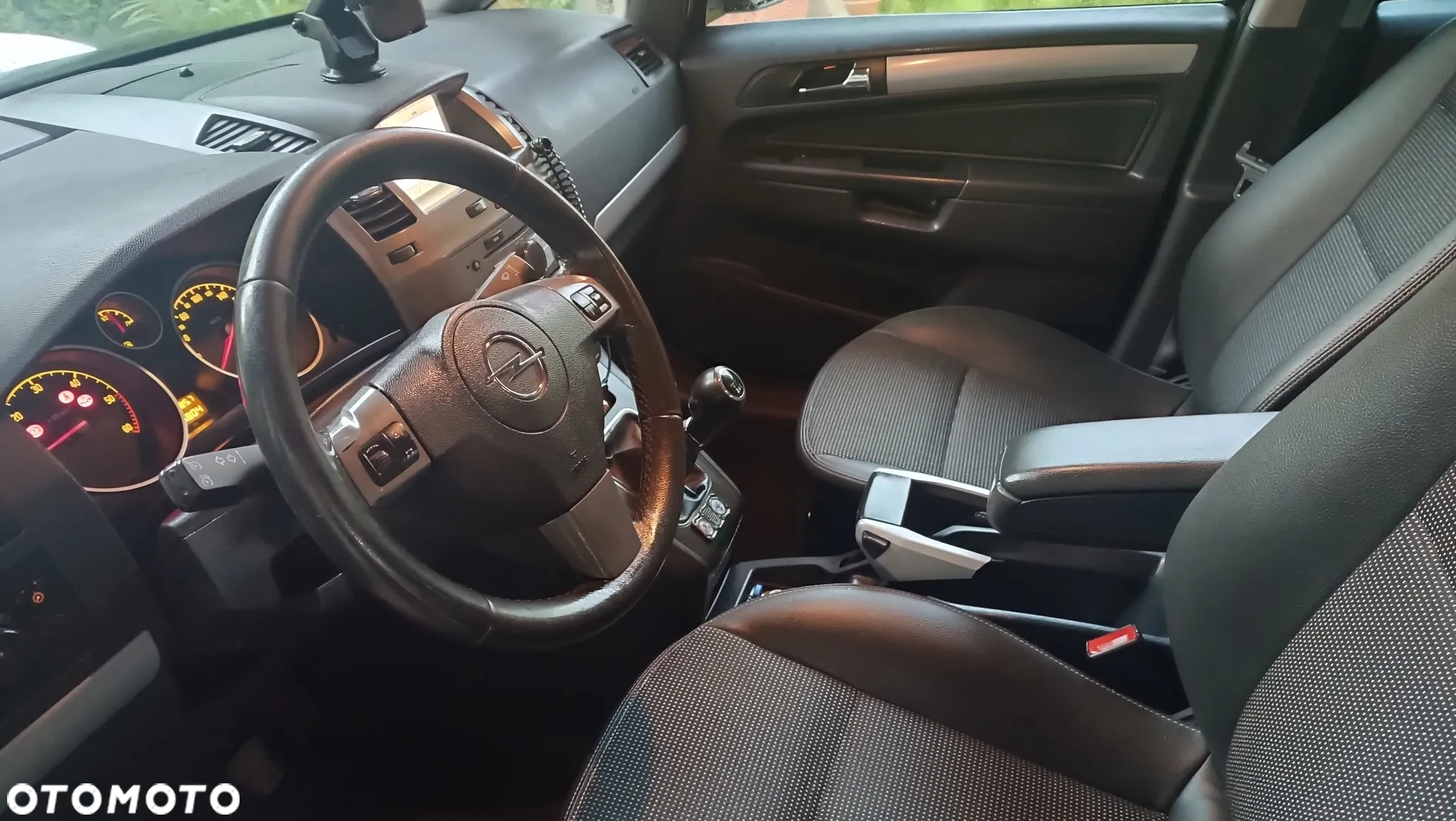 Opel Zafira 1.9 CDTI Cosmo - 5