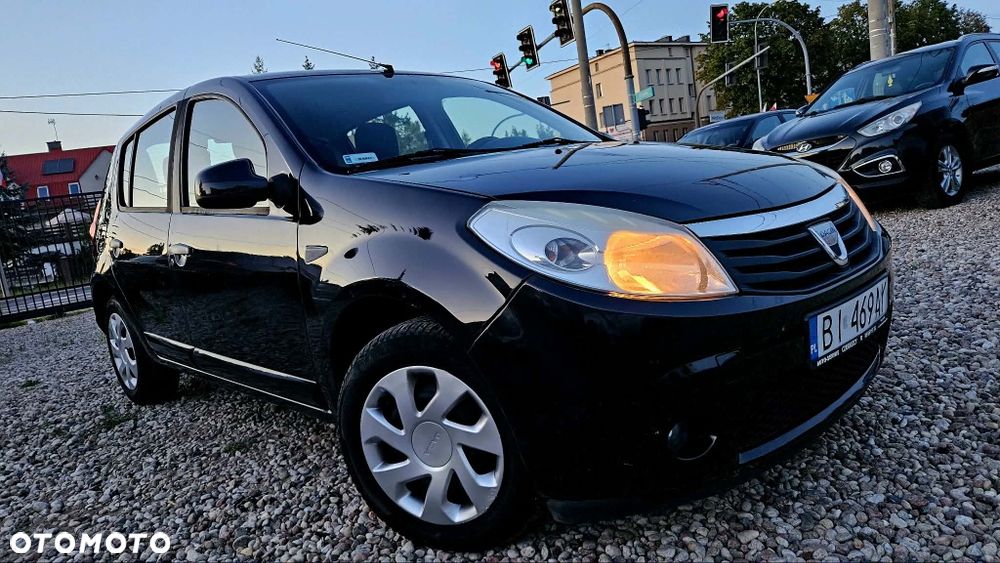 Dacia Sandero - 1