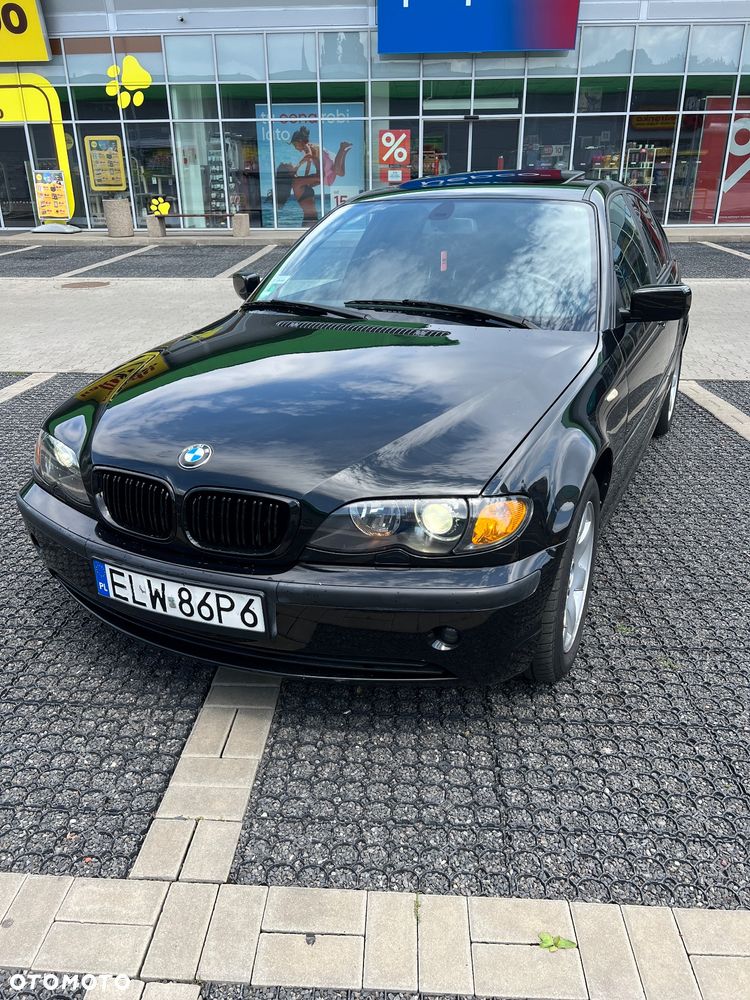 BMW Seria 3 318i - 1
