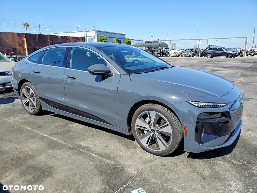 Audi A6 Sportback e-tron - 5