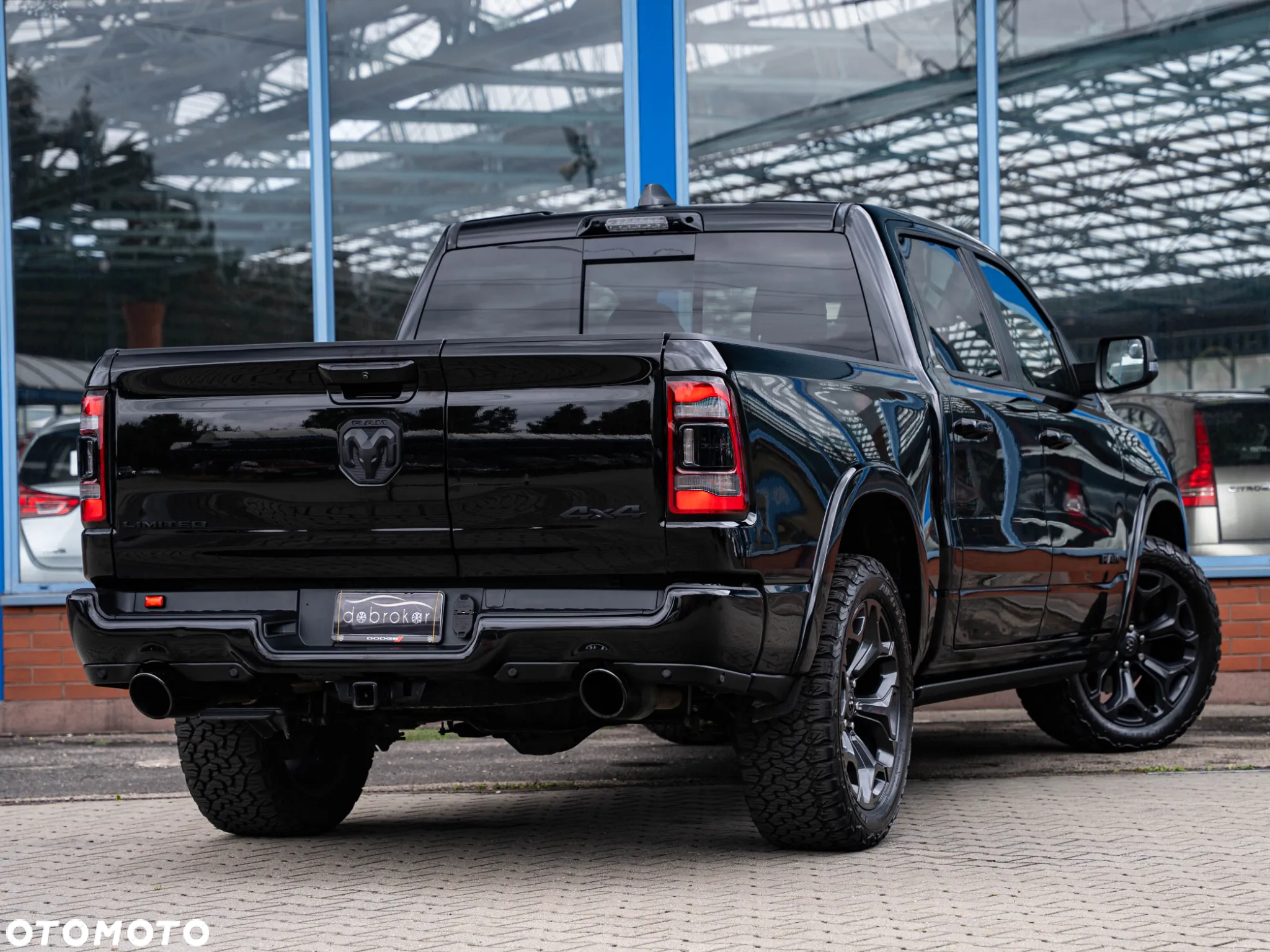 RAM 1500 Crew Cab Limited - 13